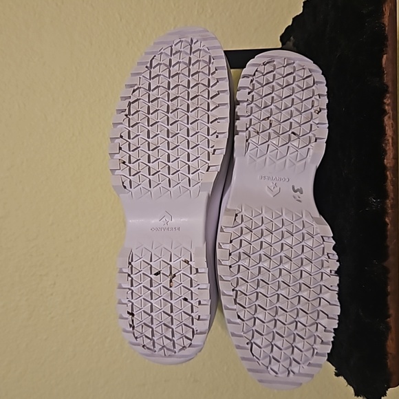 Chuck Taylor All Stars Lugged 2.0 Sneaker Platform High Top White Canvas - Picture 4 of 7